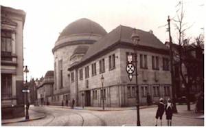 Aubenansicht der alten Synagoge